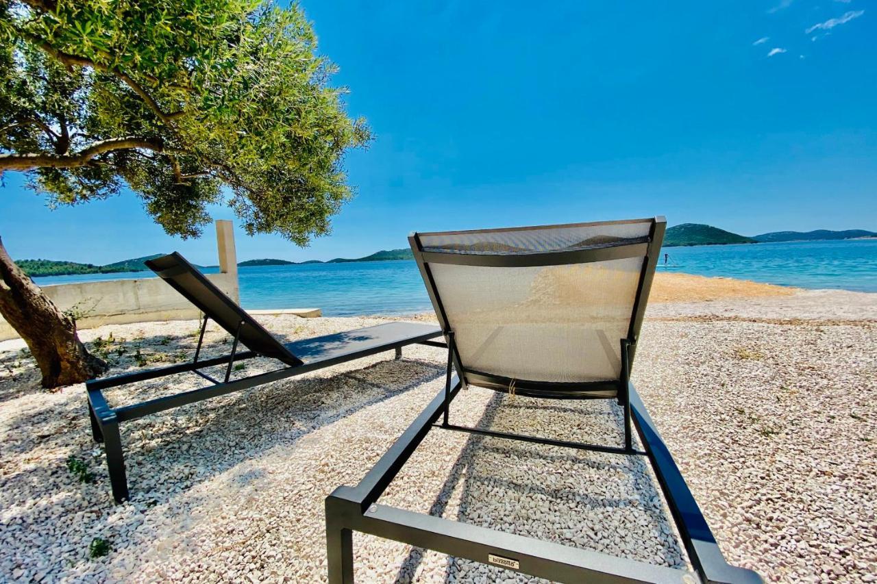 Buqez Eco Resort - Beach Villa 28 - Directly By Beach Drage Luaran gambar
